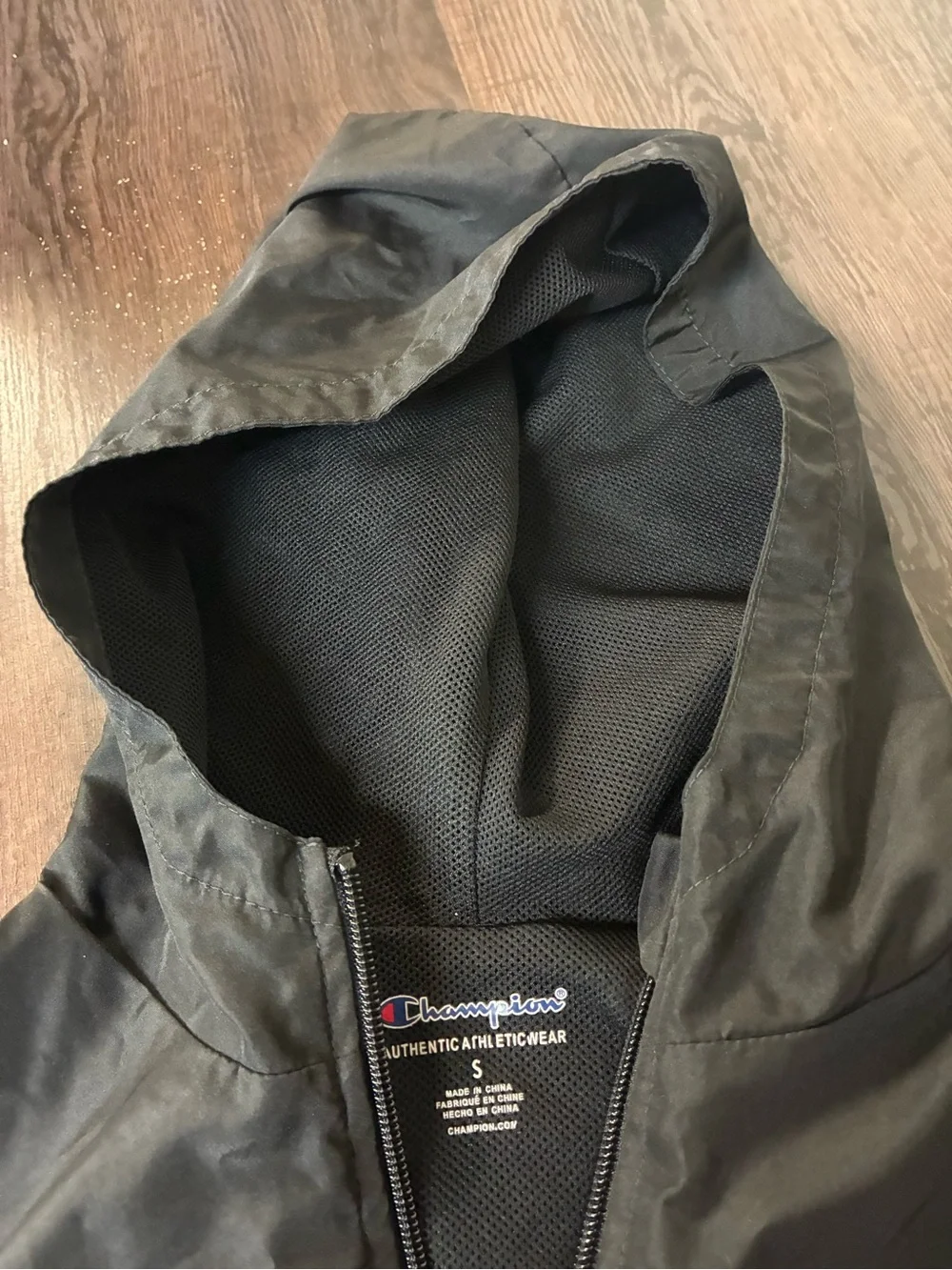 Champion Kids Black Windbreaker Pullover with Logo (S)